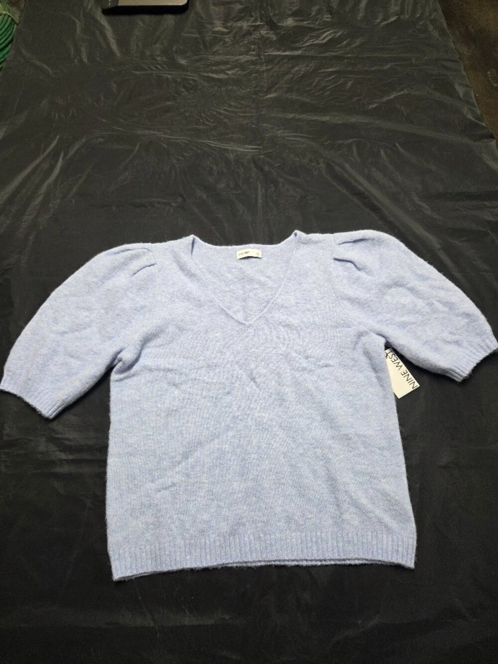 Nine West Women's V-Neck Puff Sleeve Top Size Medium NWT